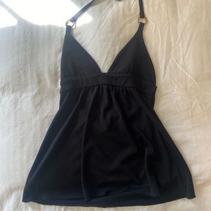 Super cute y2k halter top, would fit sizes S-M